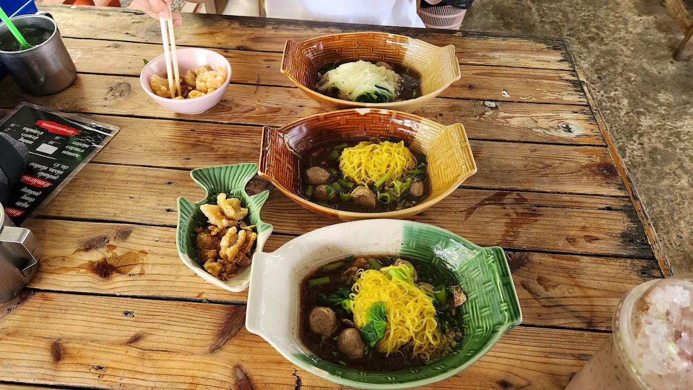 ร้านเตี๋ยวเรืออโยธยา